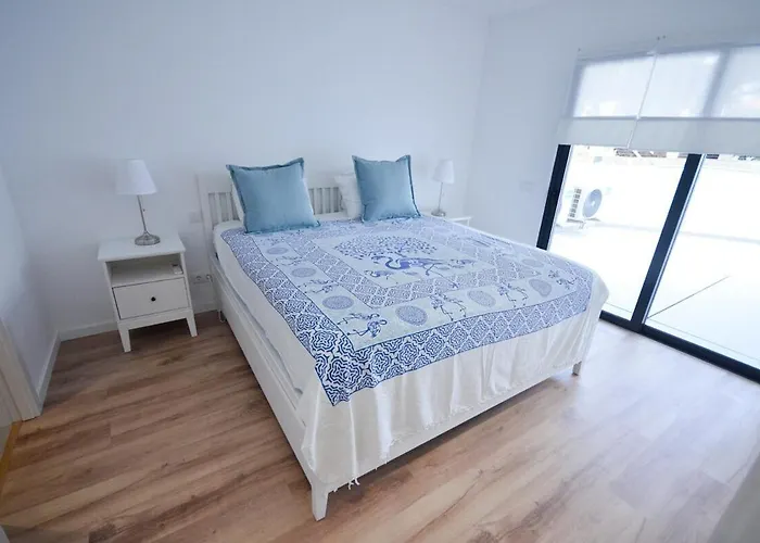 Blue Horizons, * Olhos de Αgua